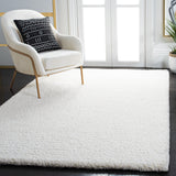 SAFAVIEH Handmade Ultimate Shag Makayla Rug