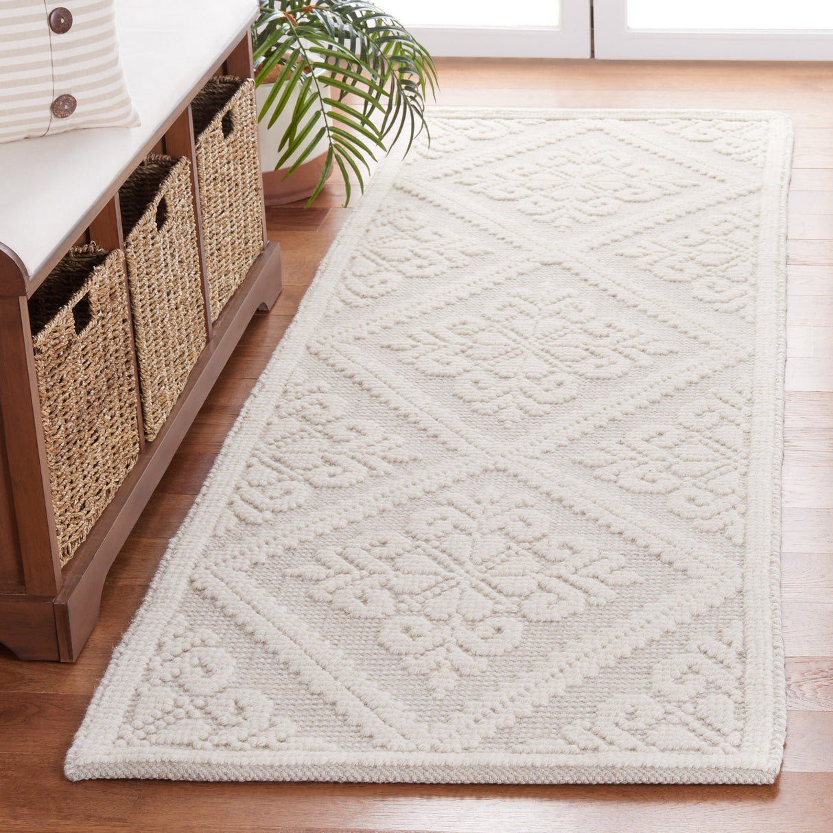 SAFAVIEH Handmade Vermont Davina Wool Rug