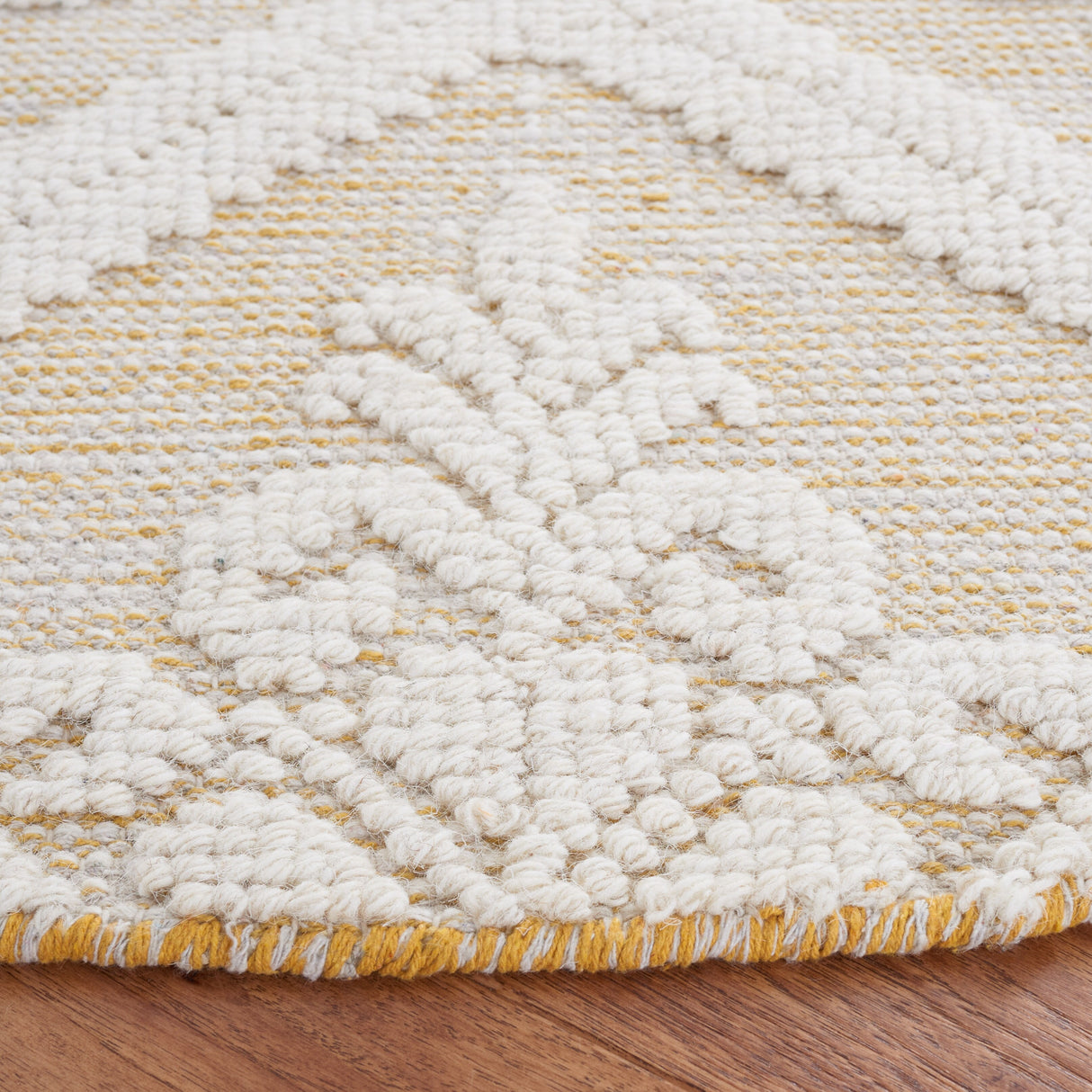 SAFAVIEH Handmade Vermont Davina Wool Rug