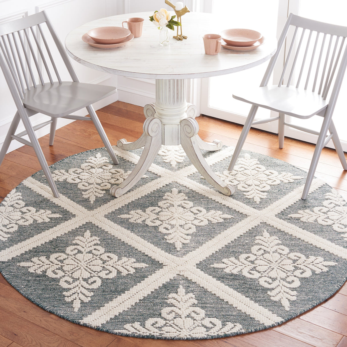 SAFAVIEH Handmade Vermont Davina Wool Rug