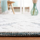 SAFAVIEH Handmade Vermont Davina Wool Rug