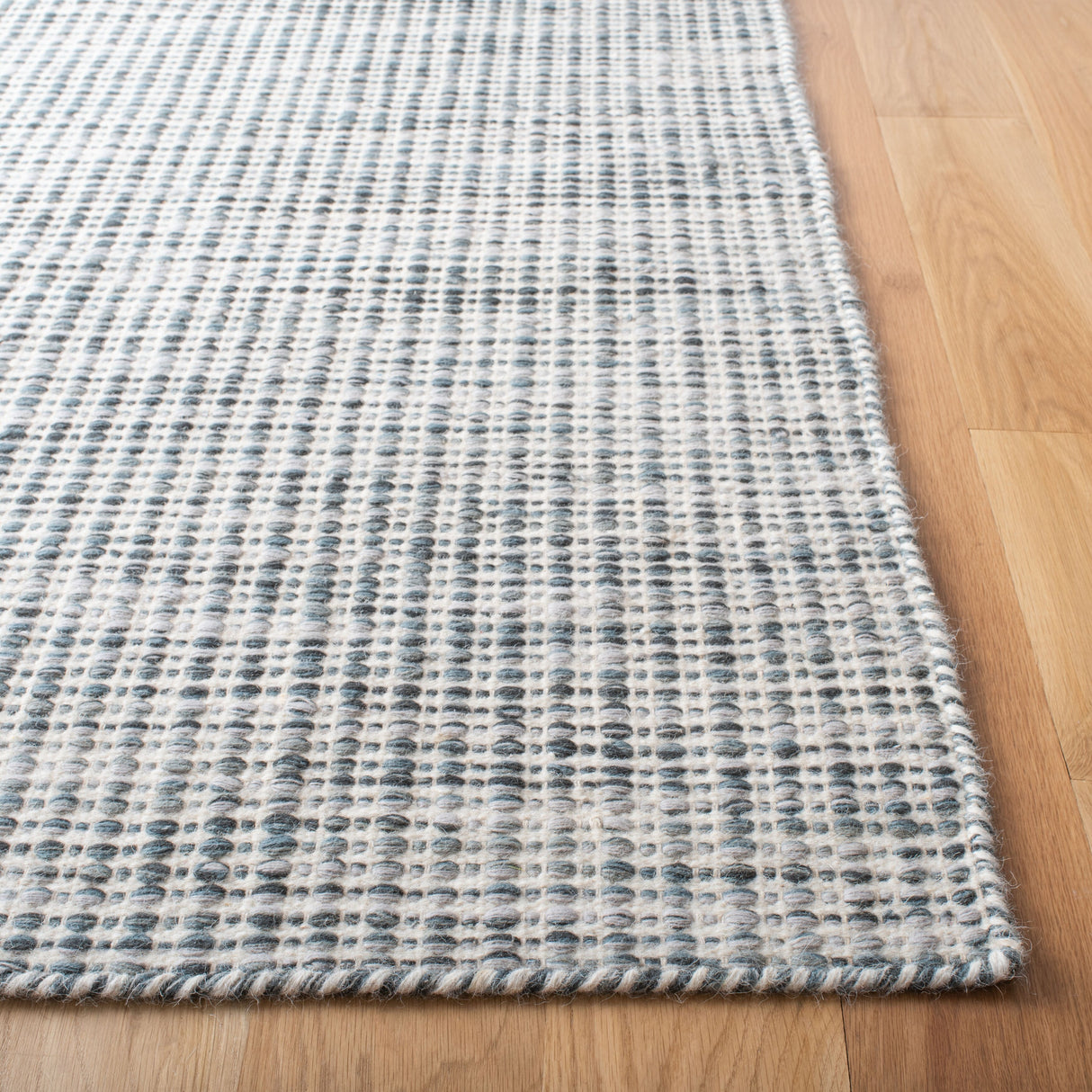 SAFAVIEH Handmade Vermont Keisha Wool Rug