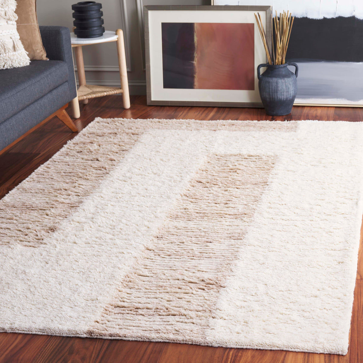 SAFAVIEH Handmade Vermont Kisha Transitional Wool Rug