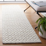 SAFAVIEH Handmade Vermont Latrice Wool Rug