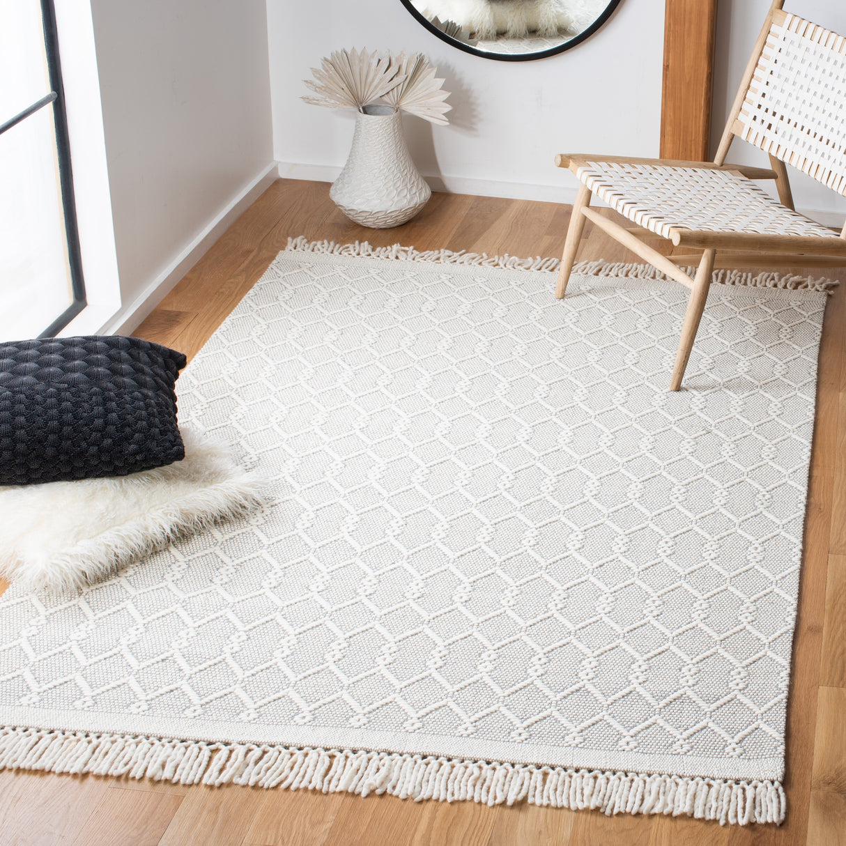 SAFAVIEH Handmade Vermont Shannan New Zealand Wool Rug