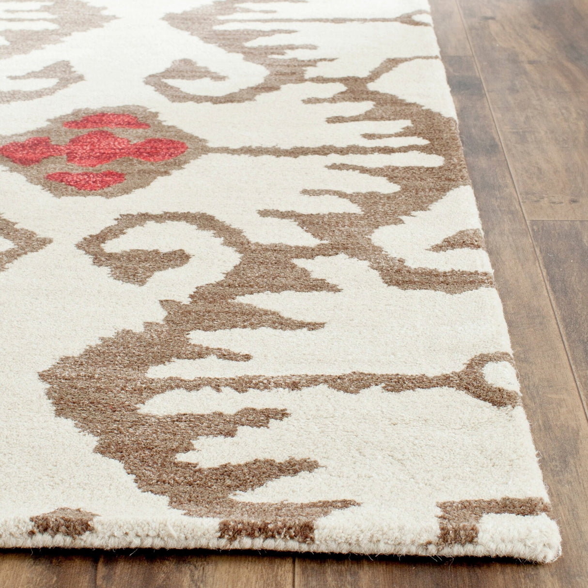 SAFAVIEH Handmade Wyndham Bekin Modern Wool Rug