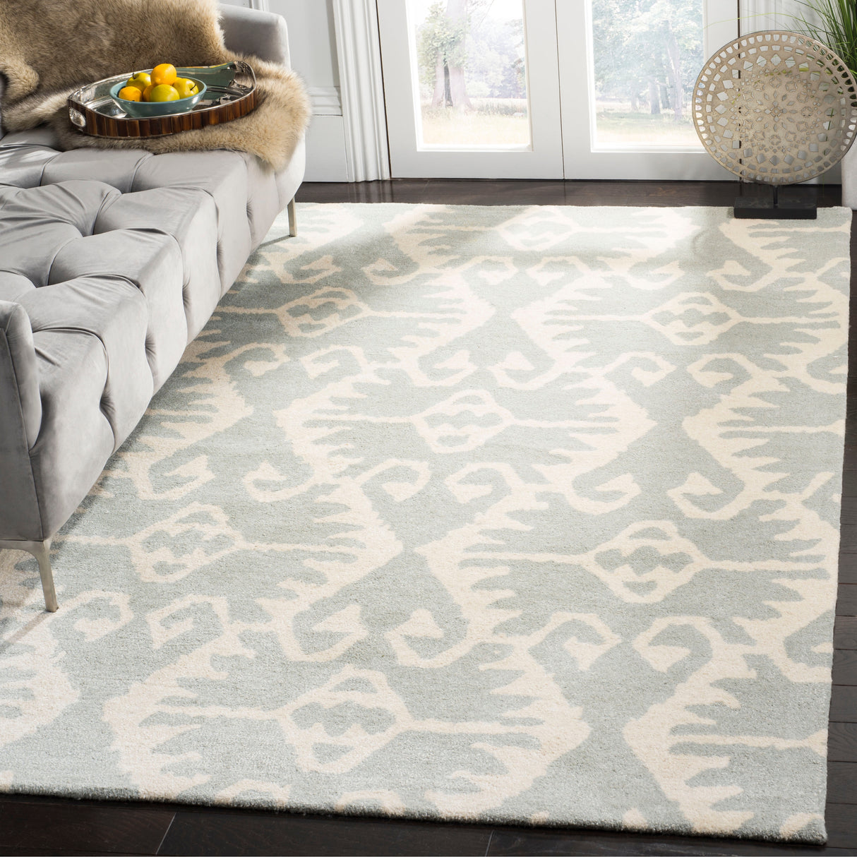 SAFAVIEH Handmade Wyndham Bekin Modern Wool Rug