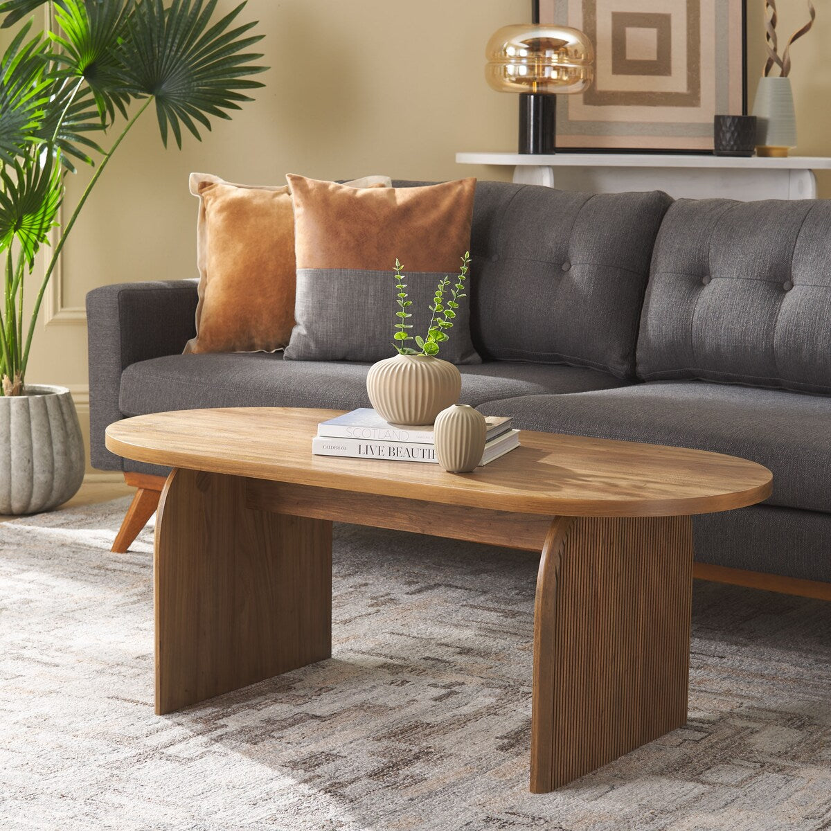 SAFAVIEH Hannelotte Ribbed Coffee Table - 47.2 In. W x 22.8 In. D x 18.5 In. H - 47Wx23Dx19H