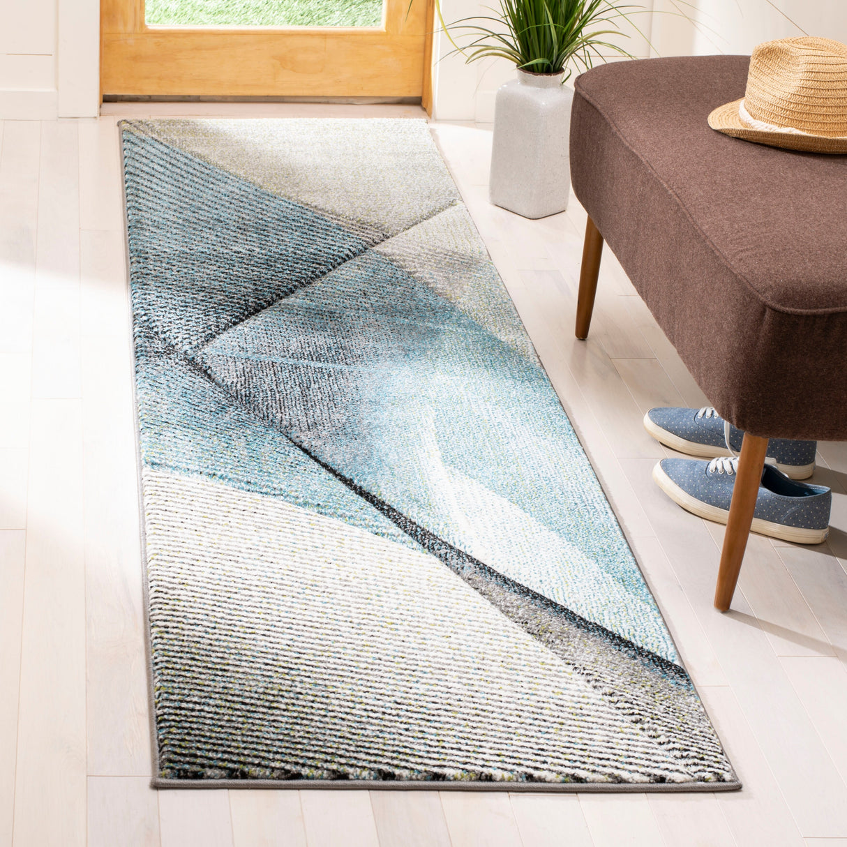 SAFAVIEH Hollywood Verbena Mid-Century Modern Abstract Rug