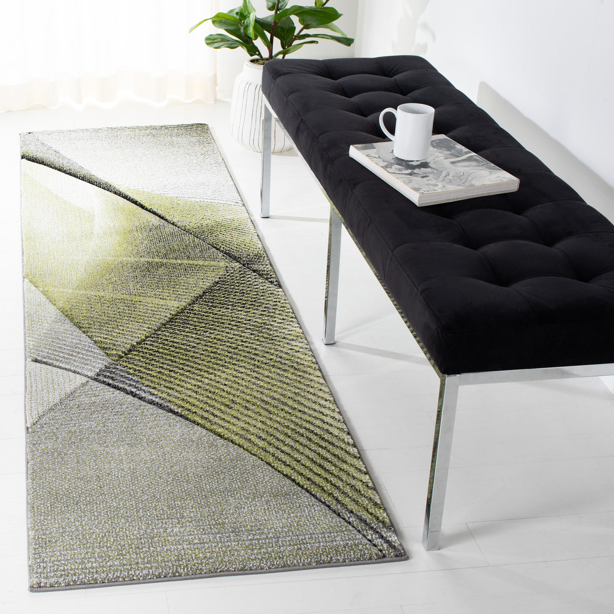 SAFAVIEH Hollywood Verbena Mid-Century Modern Abstract Rug