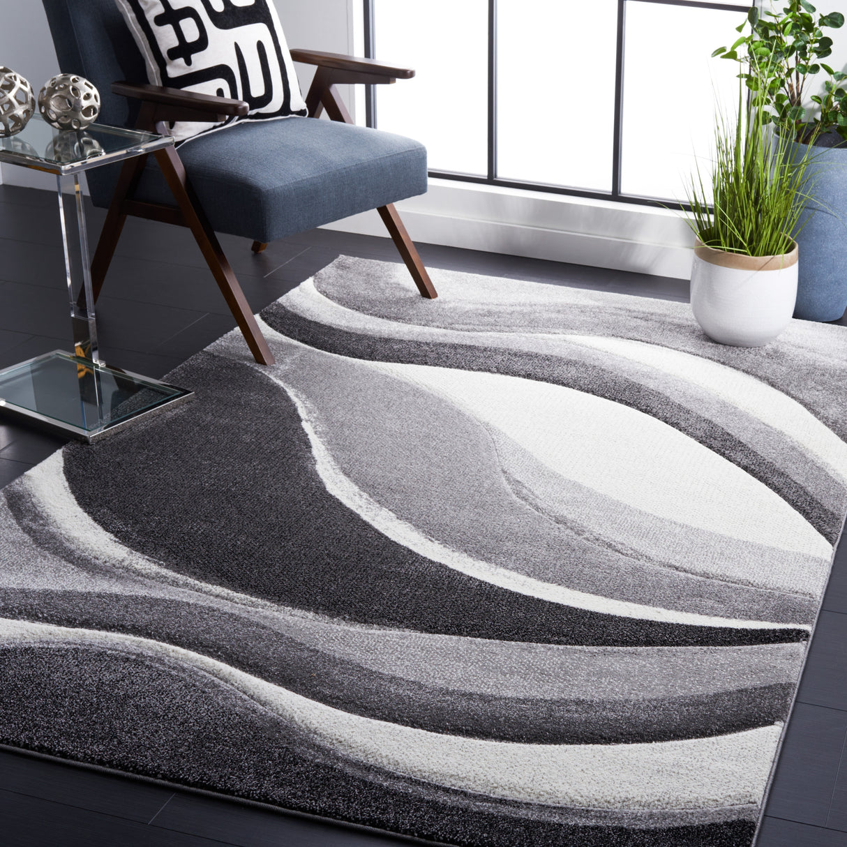 SAFAVIEH Hollywood Zohreh Mid-Century Modern Abstract Rug