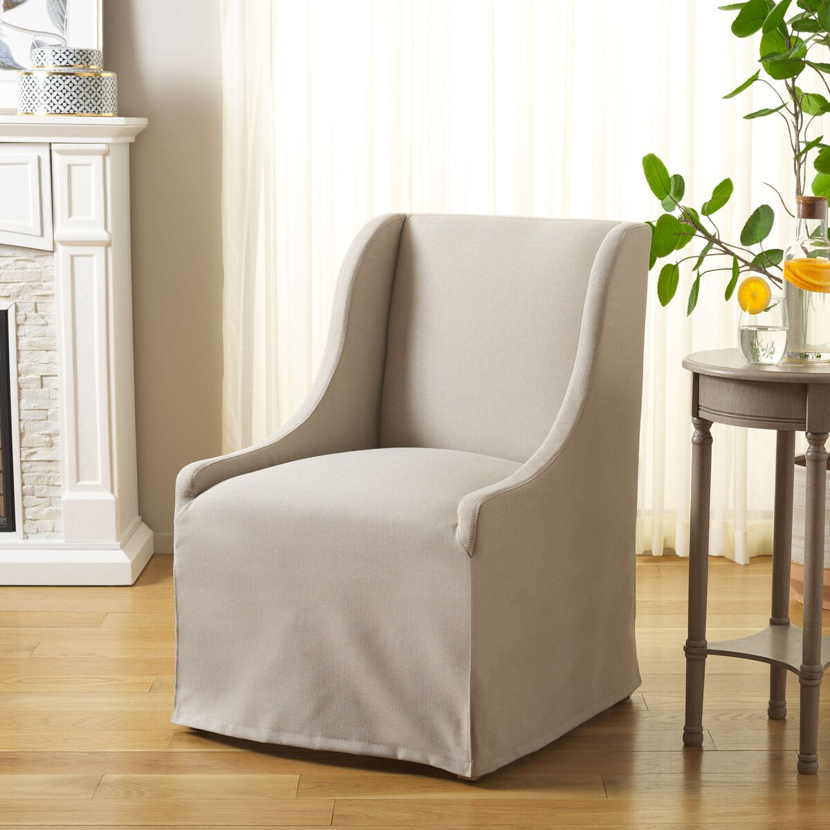 SAFAVIEH Home Aberdore Arm Chair - 24Wx26Dx34H