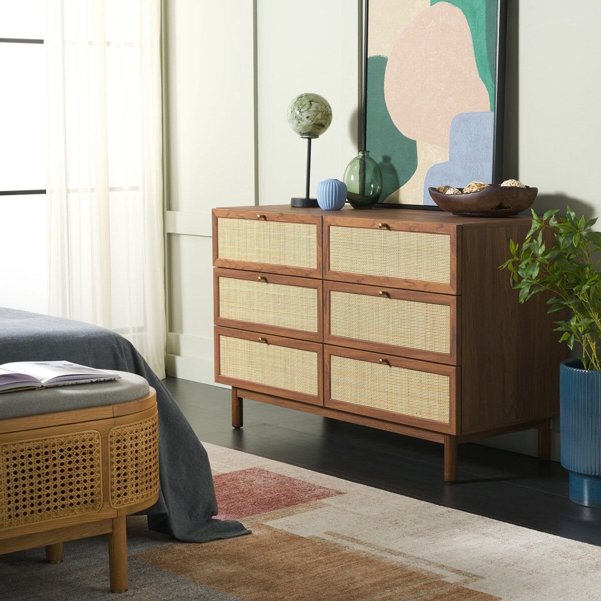 SAFAVIEH Home Aino 6 Drawer Dresser.