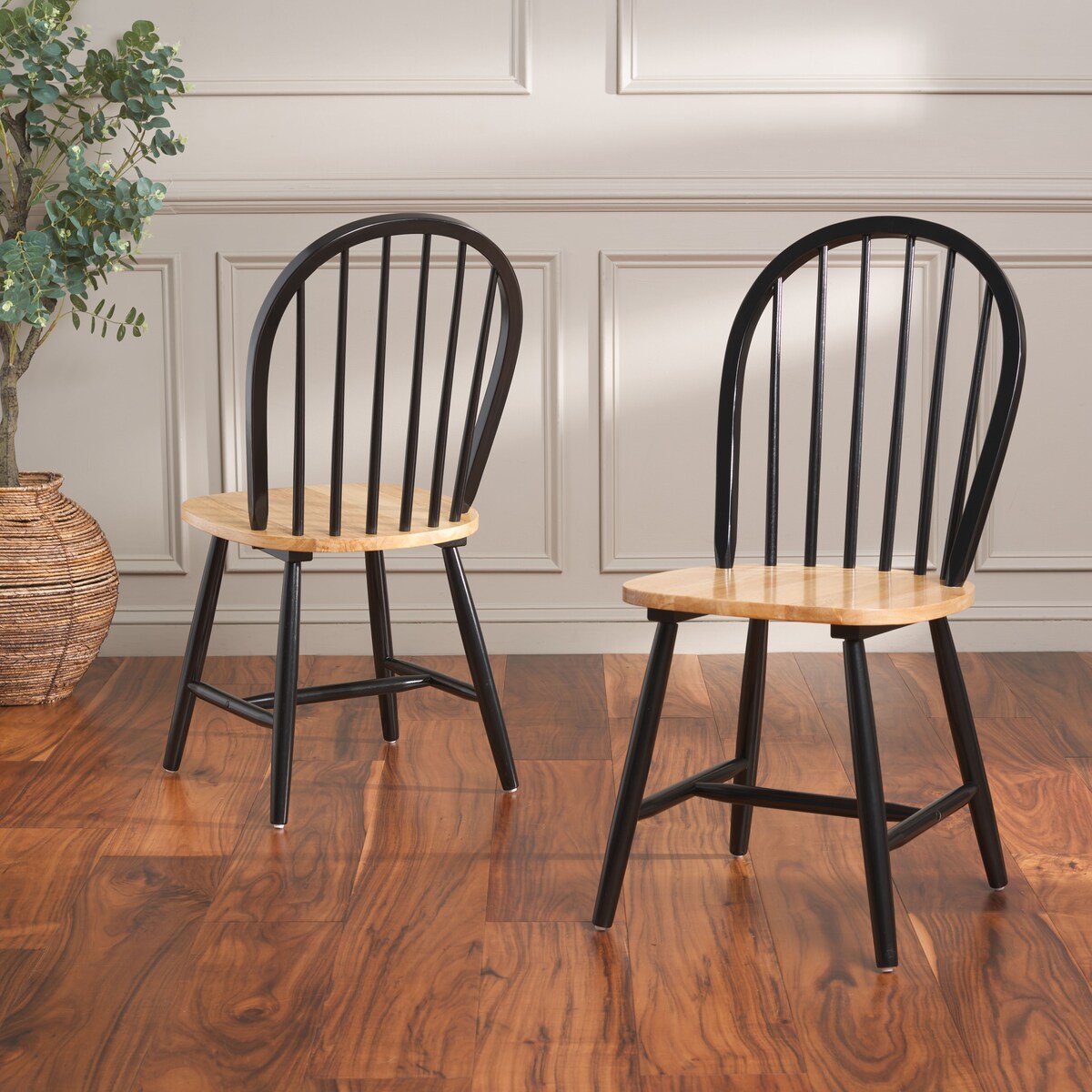 SAFAVIEH Home Camden 18-inch Spindle Back Dining Chair [SET of 2] - 18Wx20Dx37H