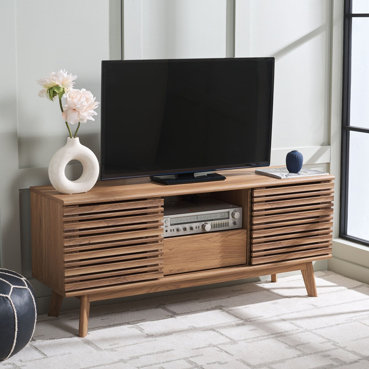 SAFAVIEH Home Esma Low Sideboard/Media Stand - 55Wx15Dx24H