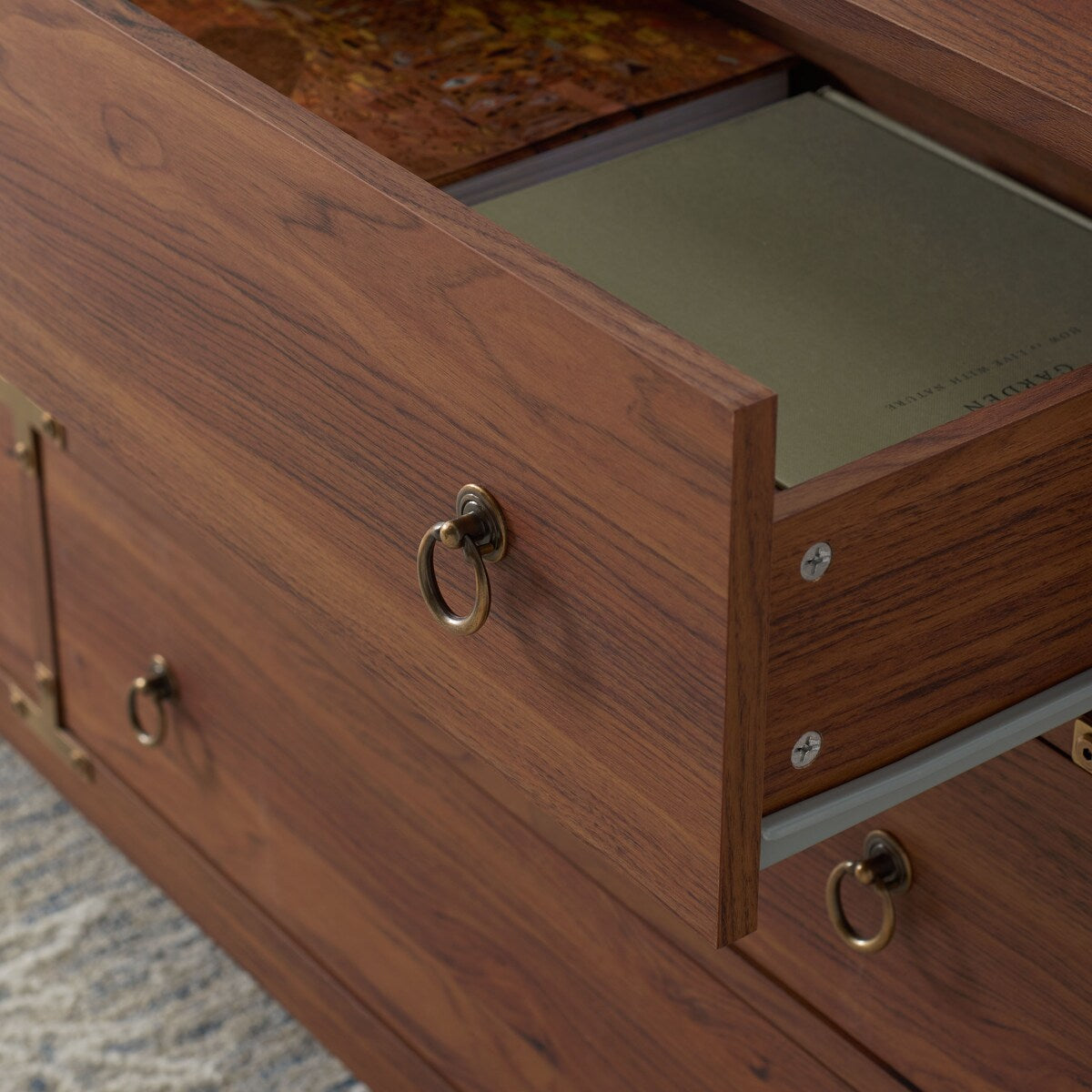 SAFAVIEH Home Galio 6 Drawer Chest