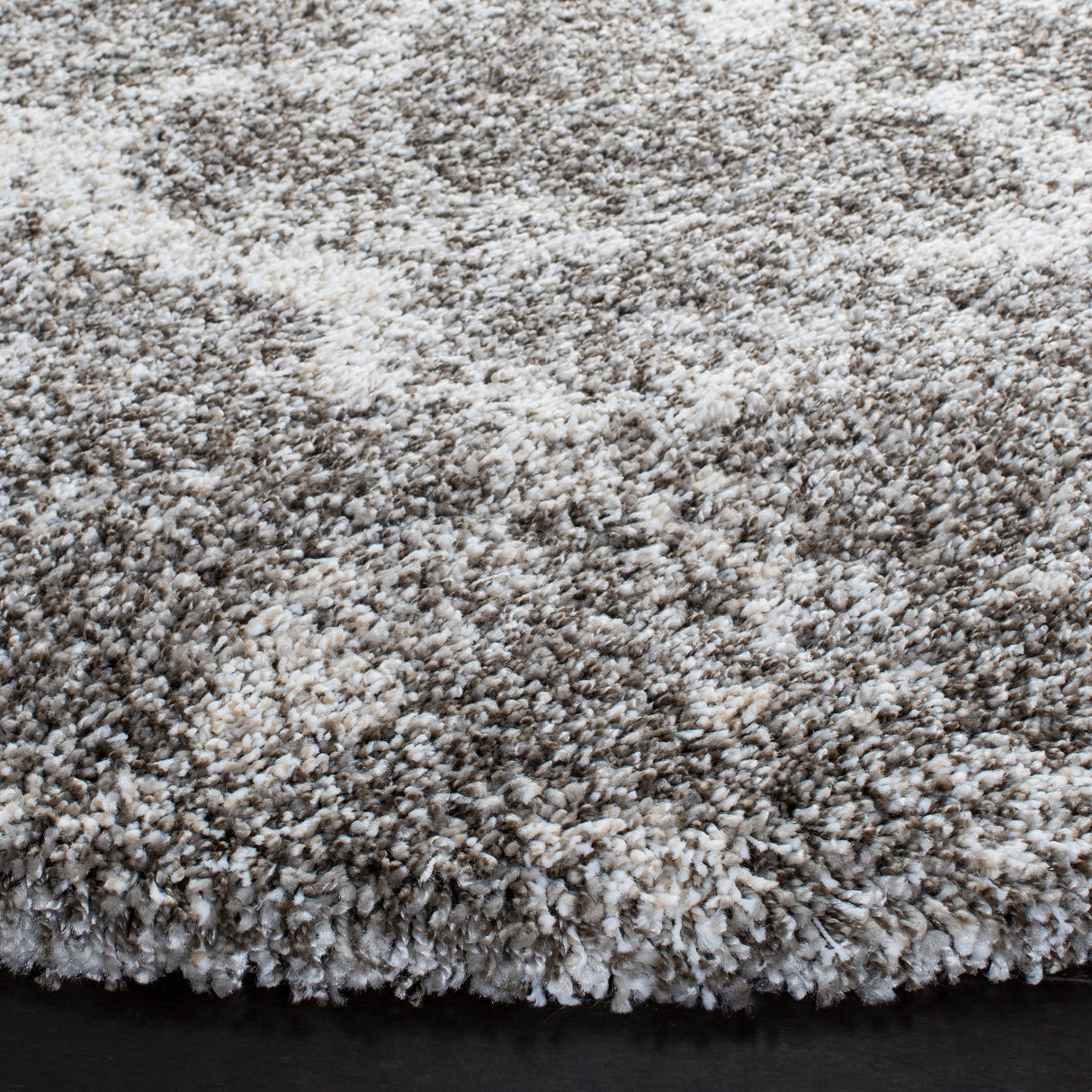 SAFAVIEH Hudson Shag Danita Trellis 2-inch Thick Rug