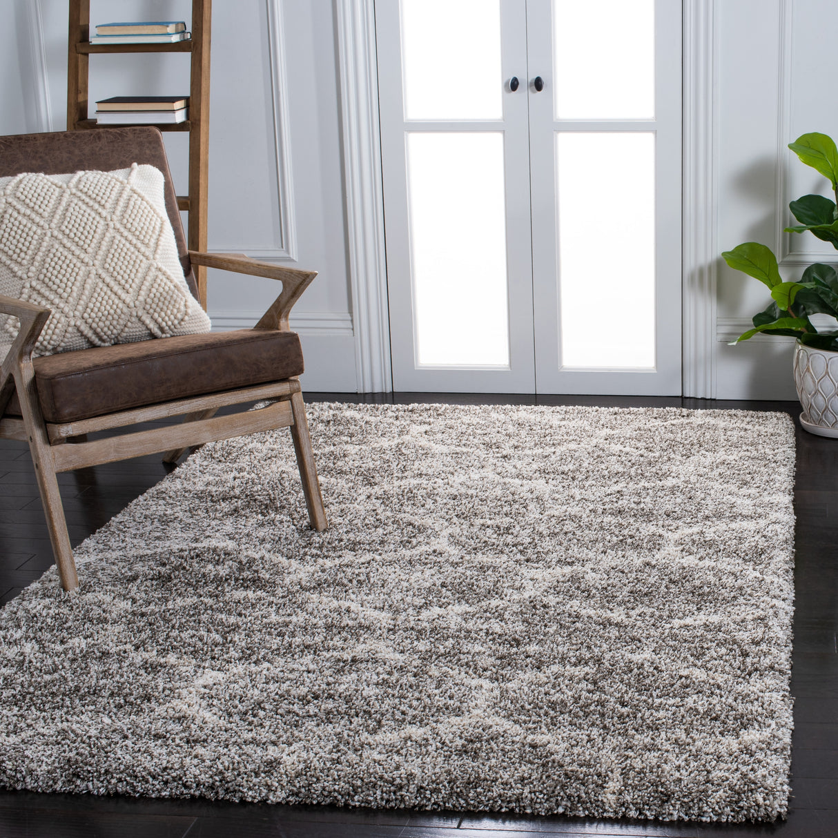 SAFAVIEH Hudson Shag Gisele 2-inch Thick Rug