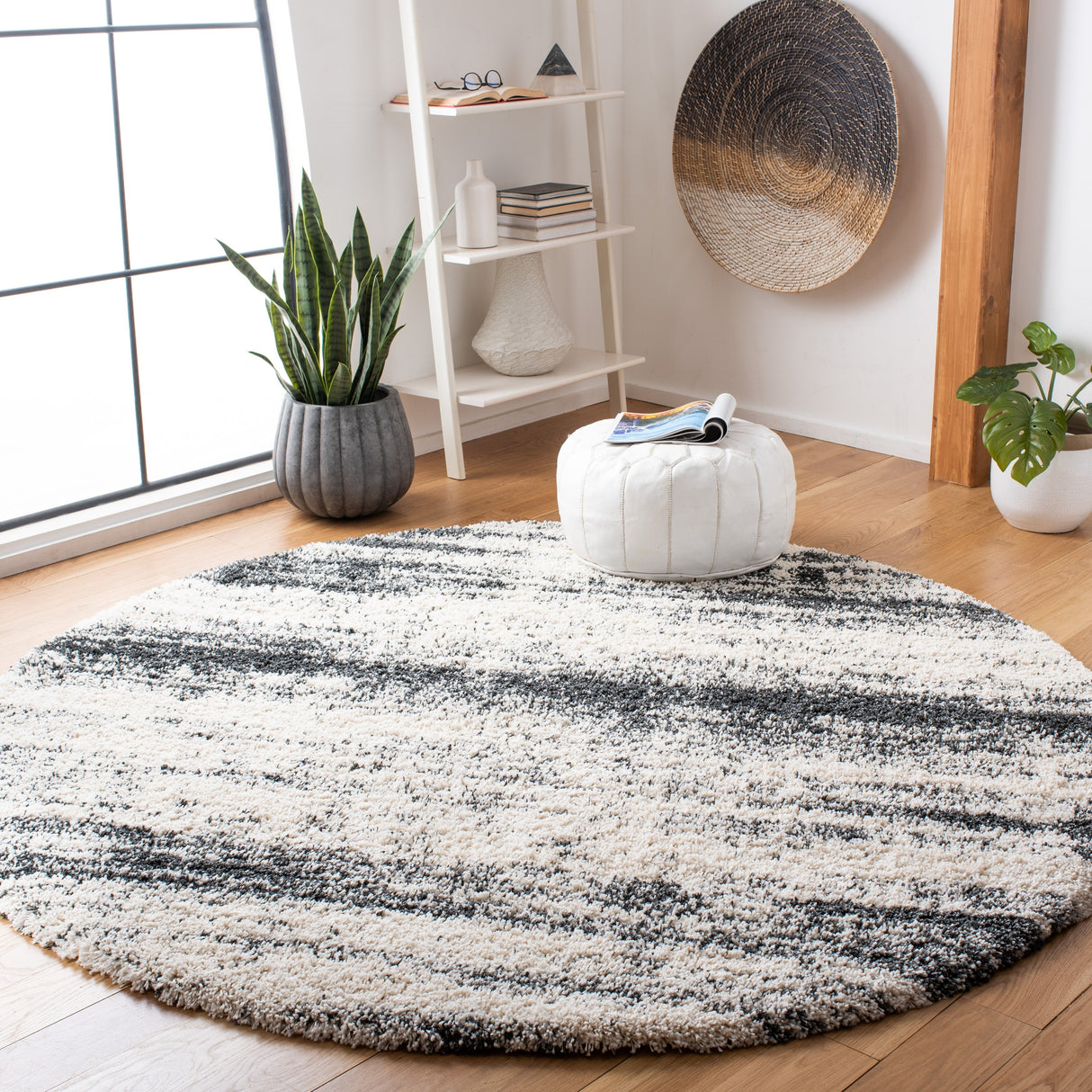 SAFAVIEH Hudson Shag Kandy 2-inch Thick Rug