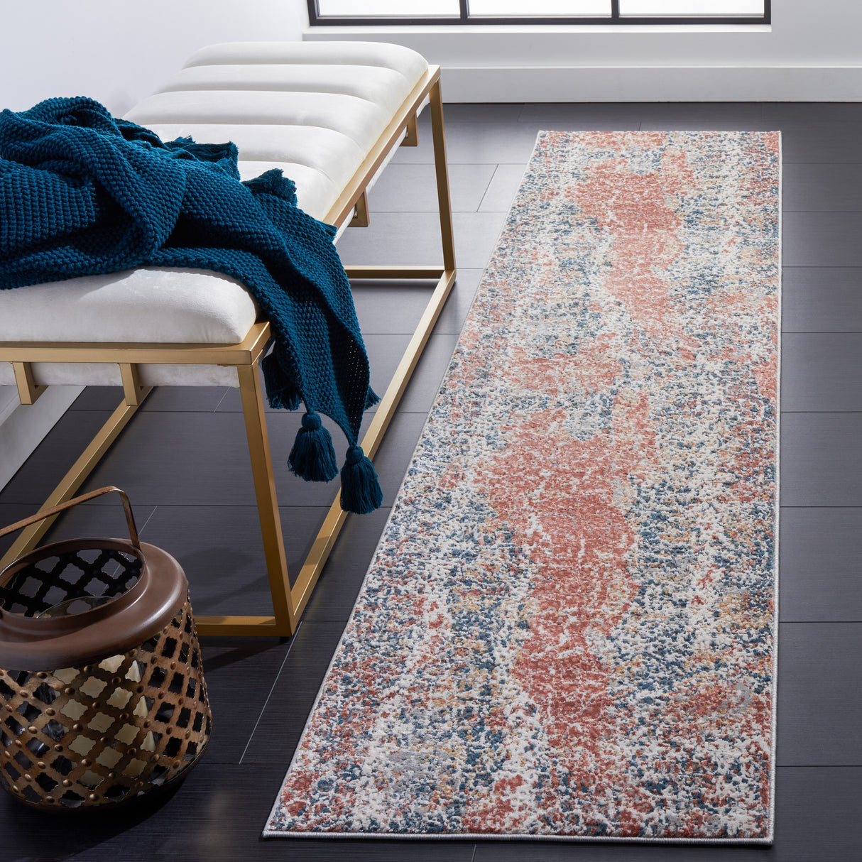 SAFAVIEH Invista Elvera Modern Abstract Rug