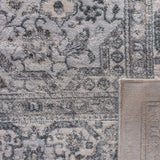 SAFAVIEH Isabella Roxann Traditional Oriental Rug