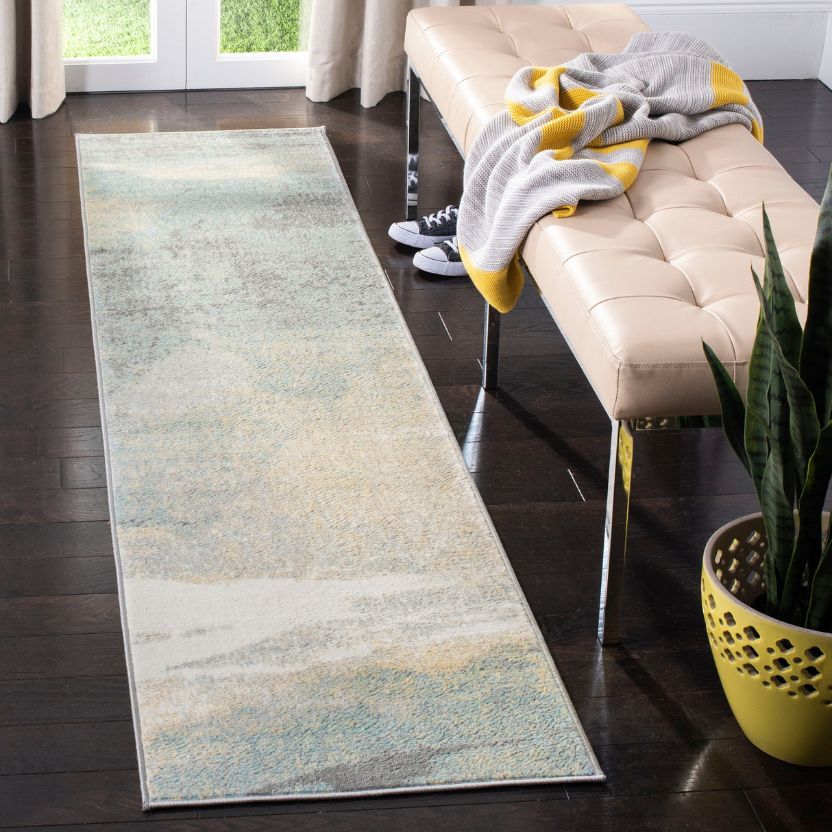 SAFAVIEH Jasper Candis Modern Abstract Rug