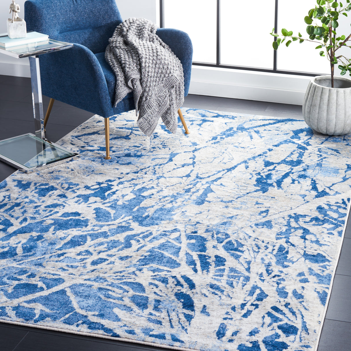 SAFAVIEH Jasper Sandie Modern & Contemporary Rug