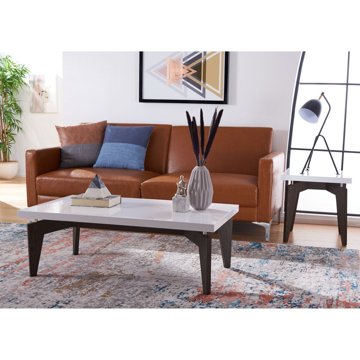 SAFAVIEH Jeri Mid-Century Modern White/ Dark Brown Lacquer Coffee Table - 43.3" x 23.6" x 15" - 43Wx24Dx15H