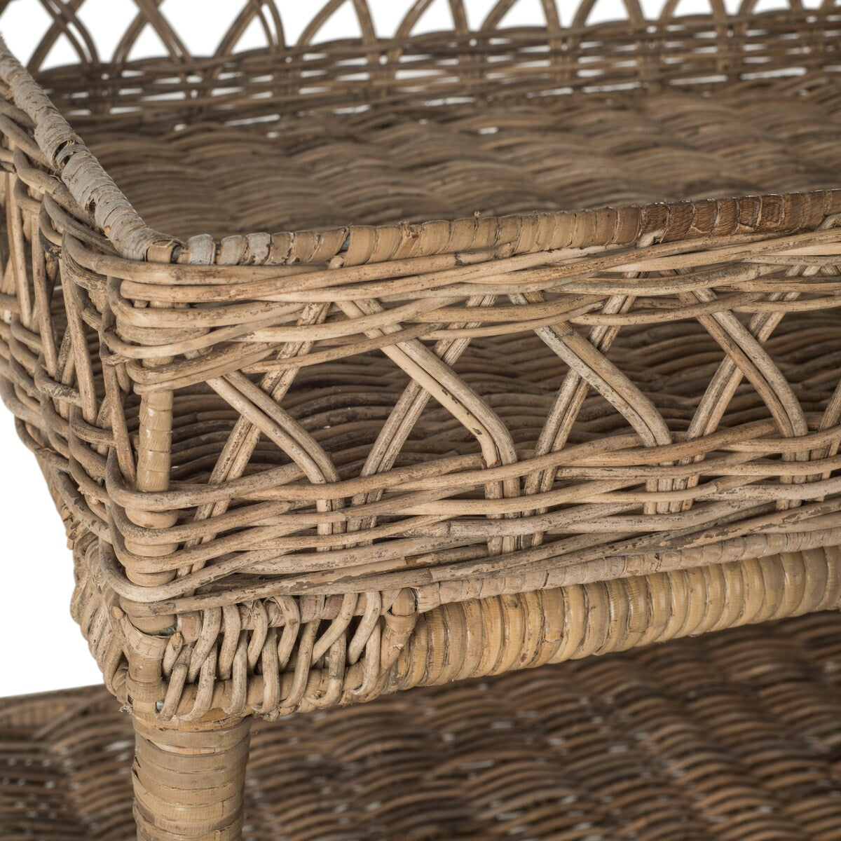 SAFAVIEH Kanella Grey 3-Tier Rattan Farmhouse Rack - 23.6" x 15.7" x 27.5" - 24Wx16Dx28H