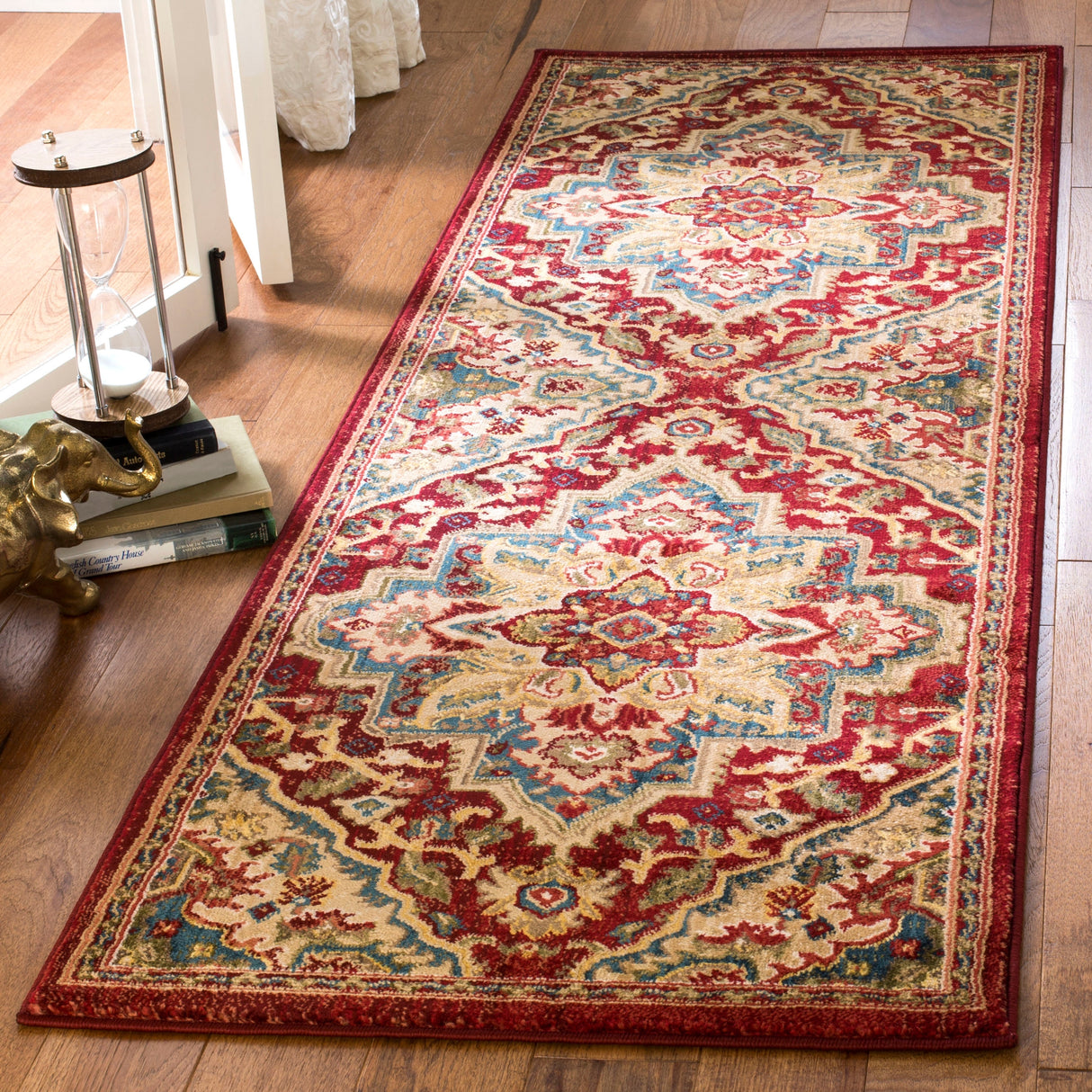 SAFAVIEH Kashan Cherrie Oriental Rug with Fringe