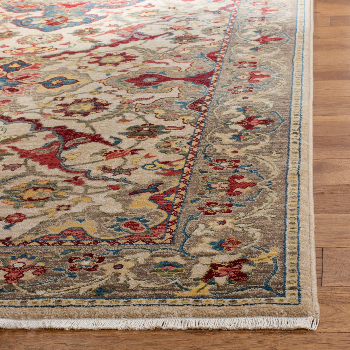 SAFAVIEH Kashan Glinda Oriental Rug