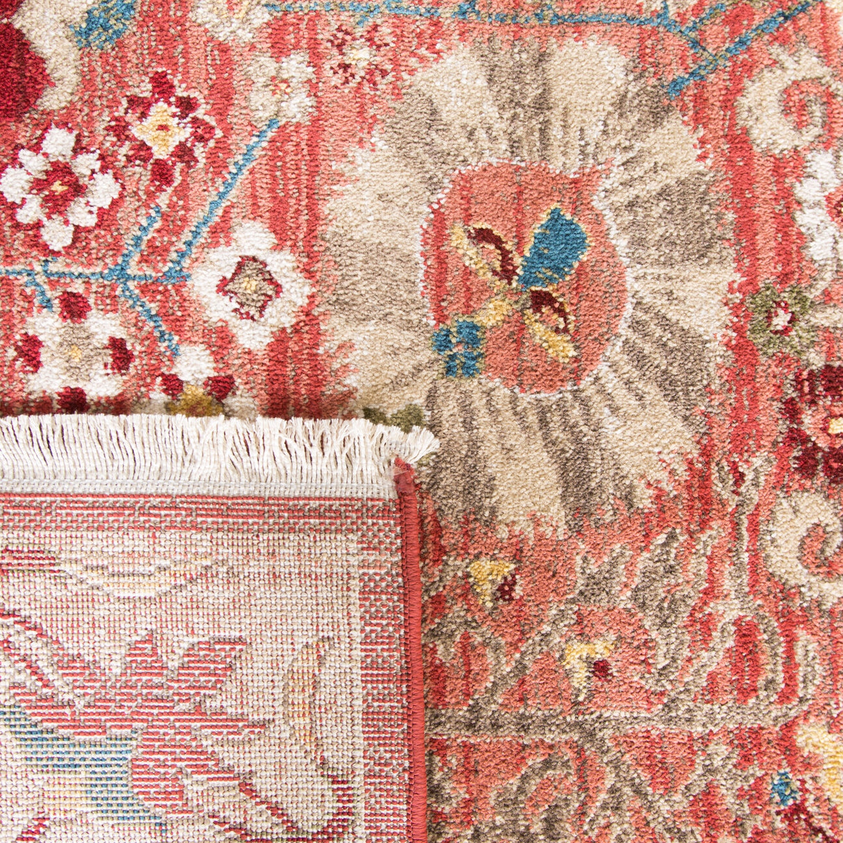 SAFAVIEH Kashan Laureen Oriental Rug with Fringe