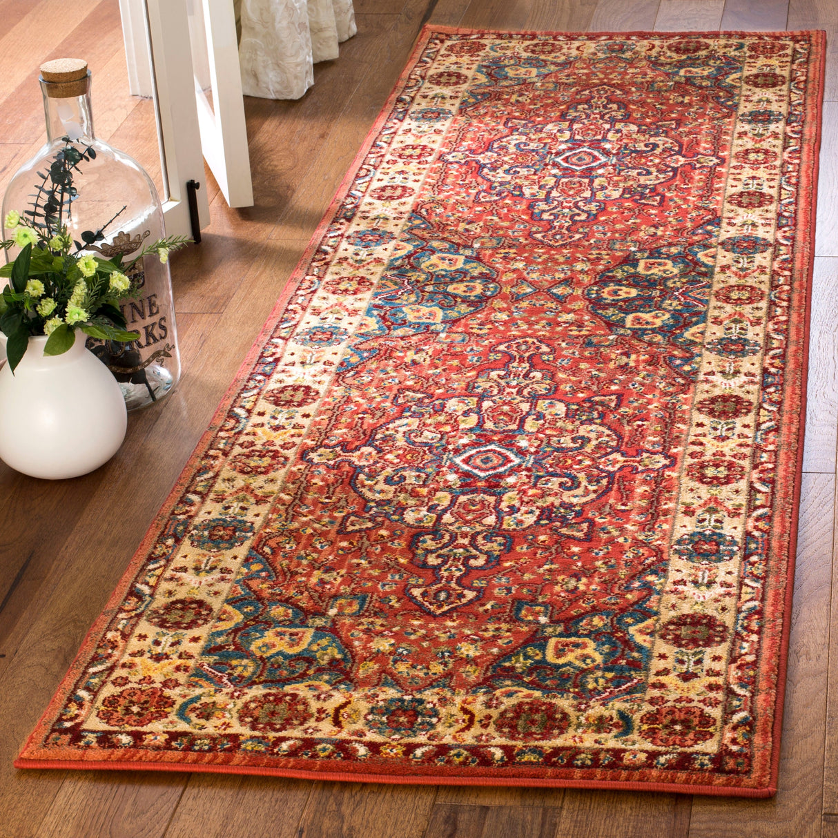 SAFAVIEH Kashan Marybeth Oriental Rug with Fringe