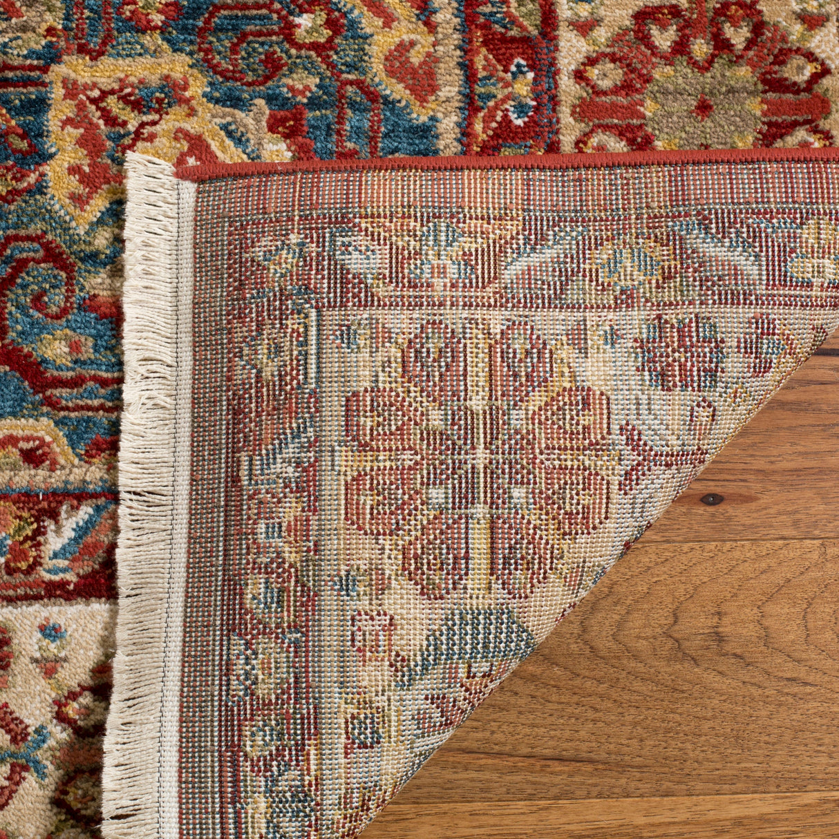 SAFAVIEH Kashan Marybeth Oriental Rug with Fringe