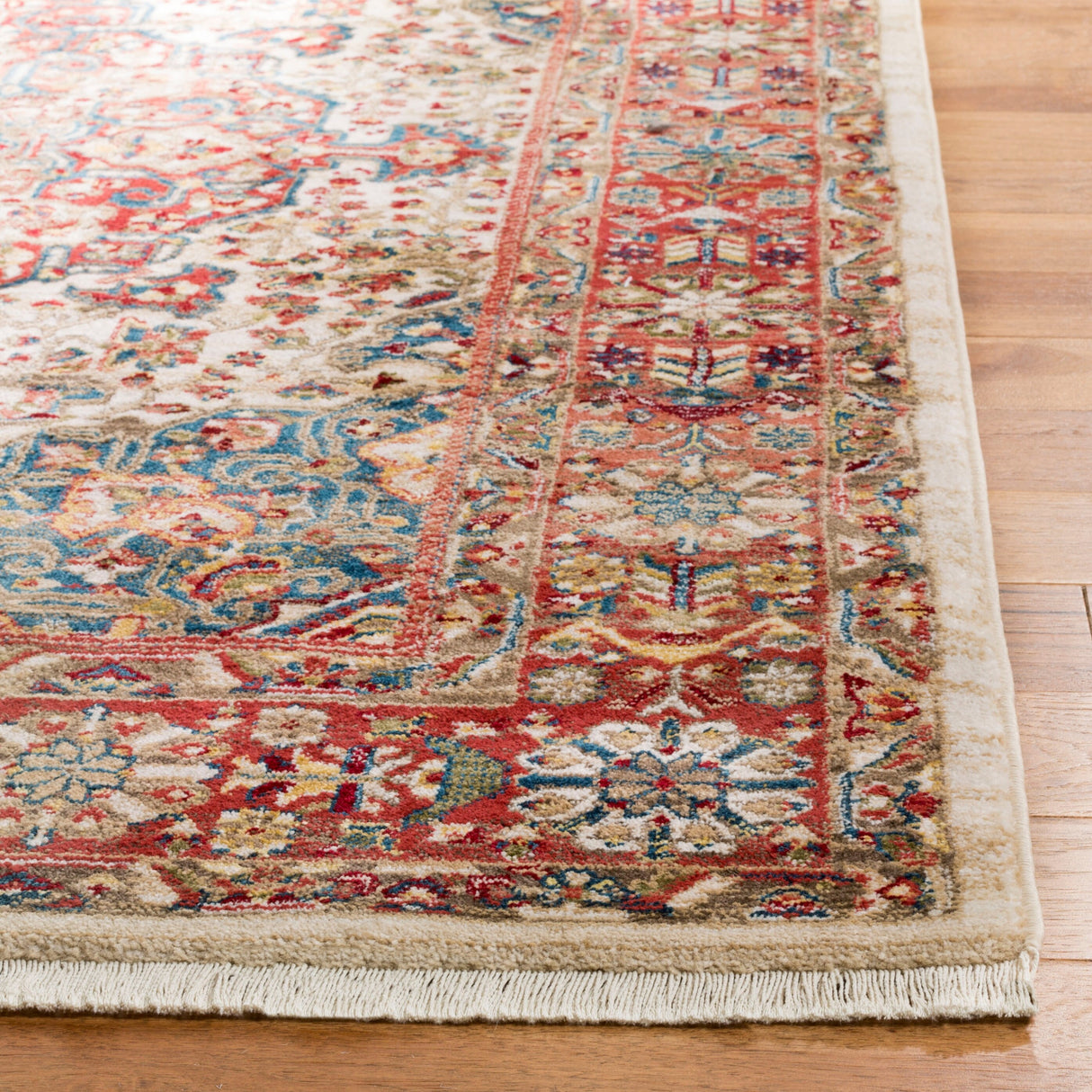 SAFAVIEH Kashan Marybeth Oriental Rug with Fringe