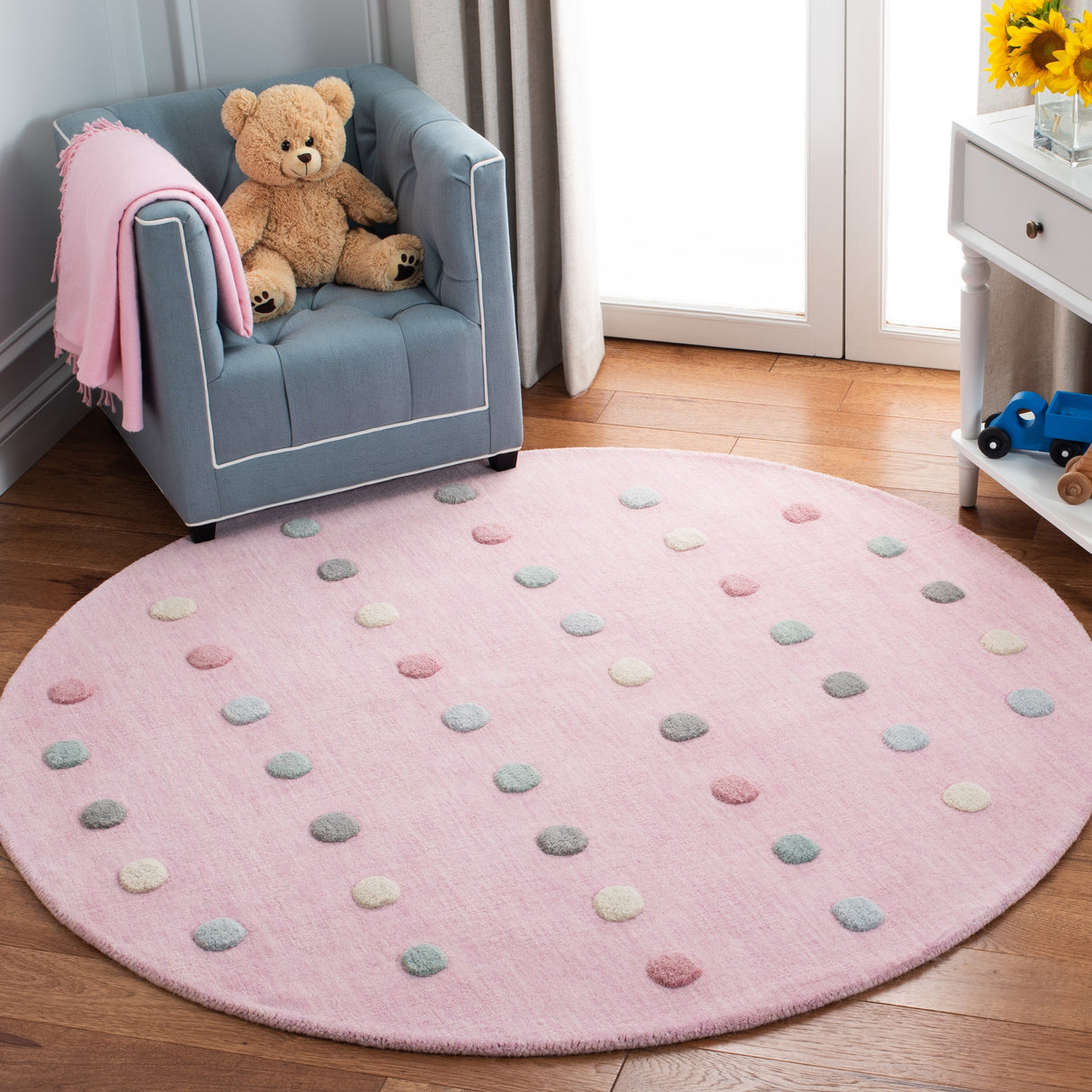 SAFAVIEH Kids Karan Polka Dot Wool Rug