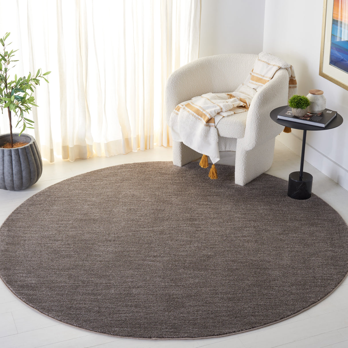 SAFAVIEH Lasa Nanci Modern Solid Rug