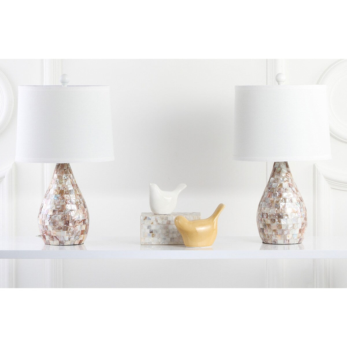 SAFAVIEH Lighting Christal 21-inch Mother Of Pearl Table Lamp (Set of 2) - 12"x12"x20.5" - 12Wx12Dx21H