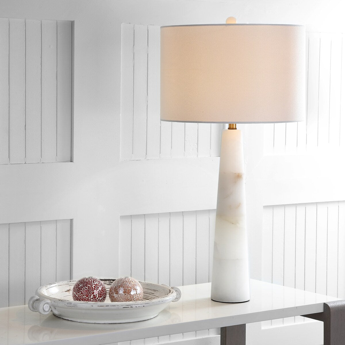 SAFAVIEH Lighting Giorgiana 30-inch Alabaster LED Table Lamp - 15"x15"x30" - 15Wx15Dx30H