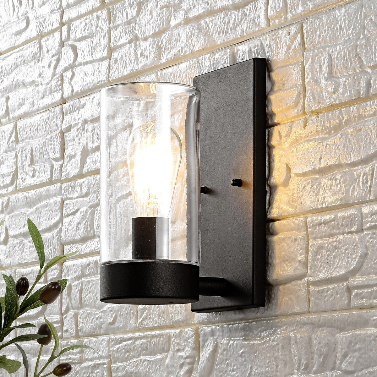 SAFAVIEH Lighting Helia Outdoor Wall Sconce/Black - 5" W x 6" D x 10" H - 5Wx6Dx10H