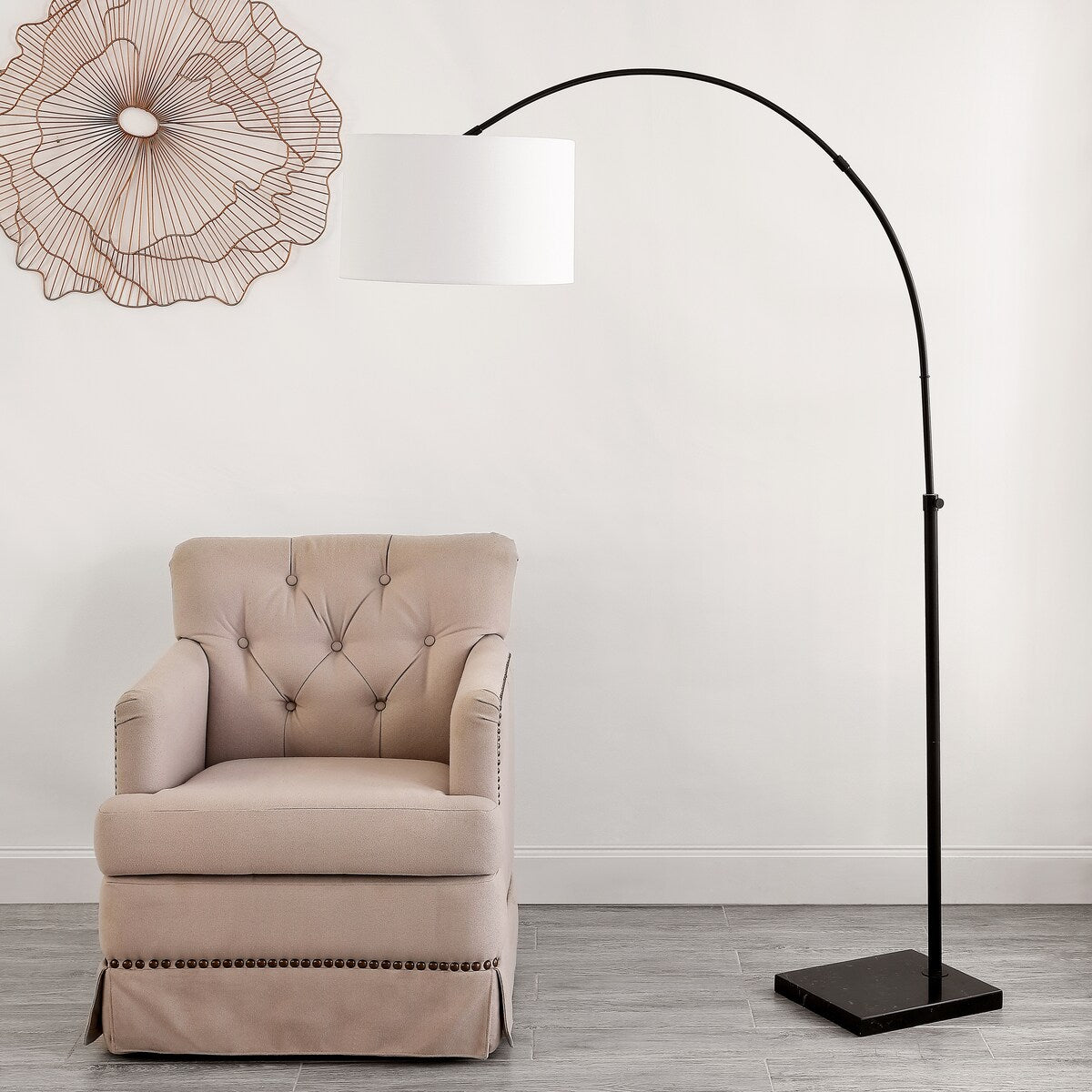 SAFAVIEH Lighting Josselyne 71-inch Floor Lamp - 17" W x 17" D x 71" H - Black - 17Wx17Dx71H