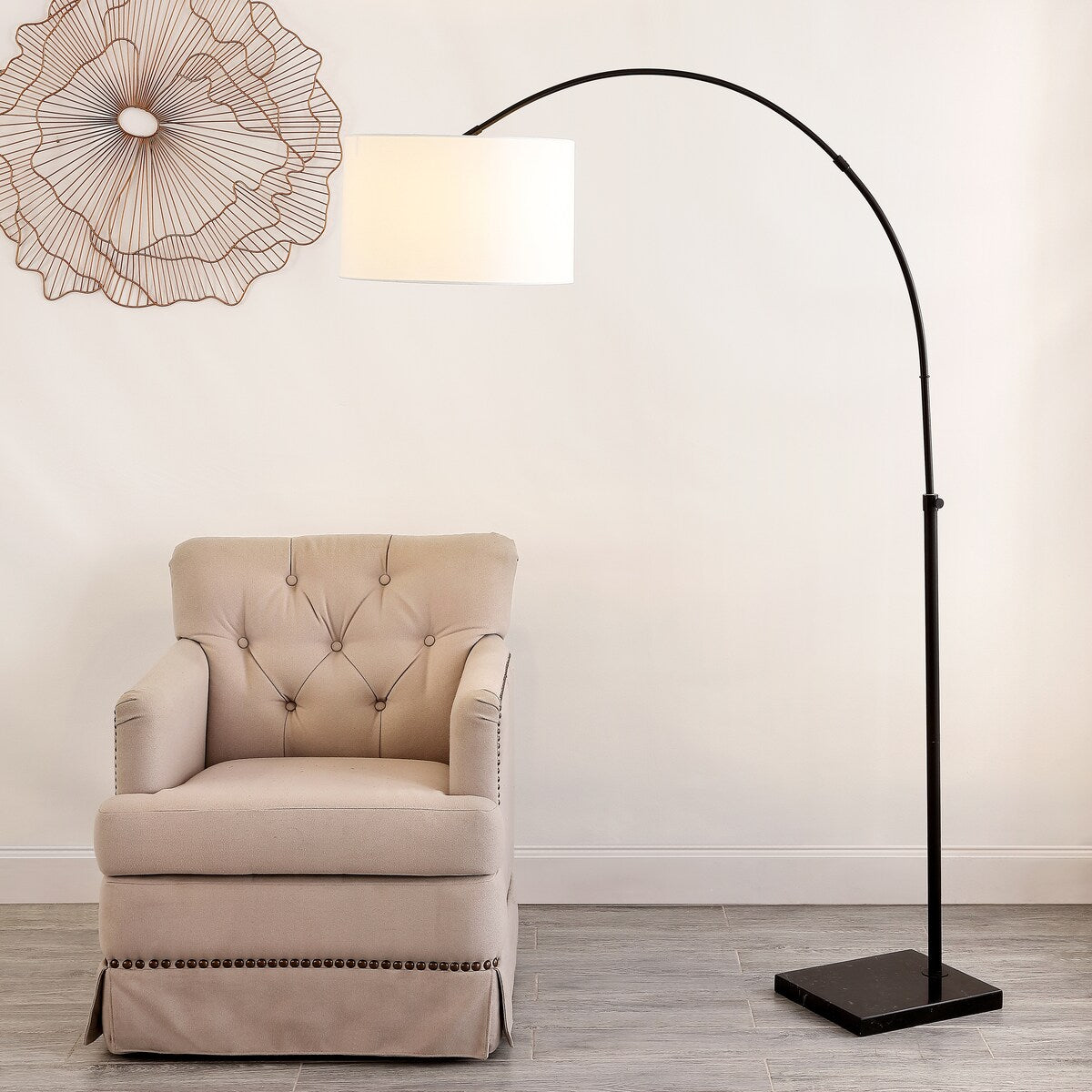 SAFAVIEH Lighting Josselyne 71-inch Floor Lamp - 17" W x 17" D x 71" H - Black - 17Wx17Dx71H