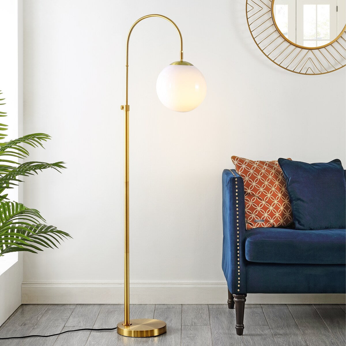 SAFAVIEH Lighting Loree 62-inch Floor Lamp - 10" W x 19" D x 62" H - Brass Gold - 10Wx19Dx65H