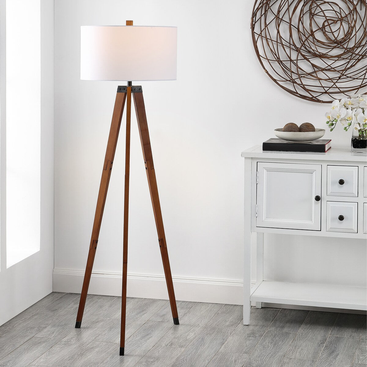 SAFAVIEH Lighting Macel 62-inch Floor Lamp - 19" W x 19" D x 62" H - Walnut - 19Wx19Dx62H