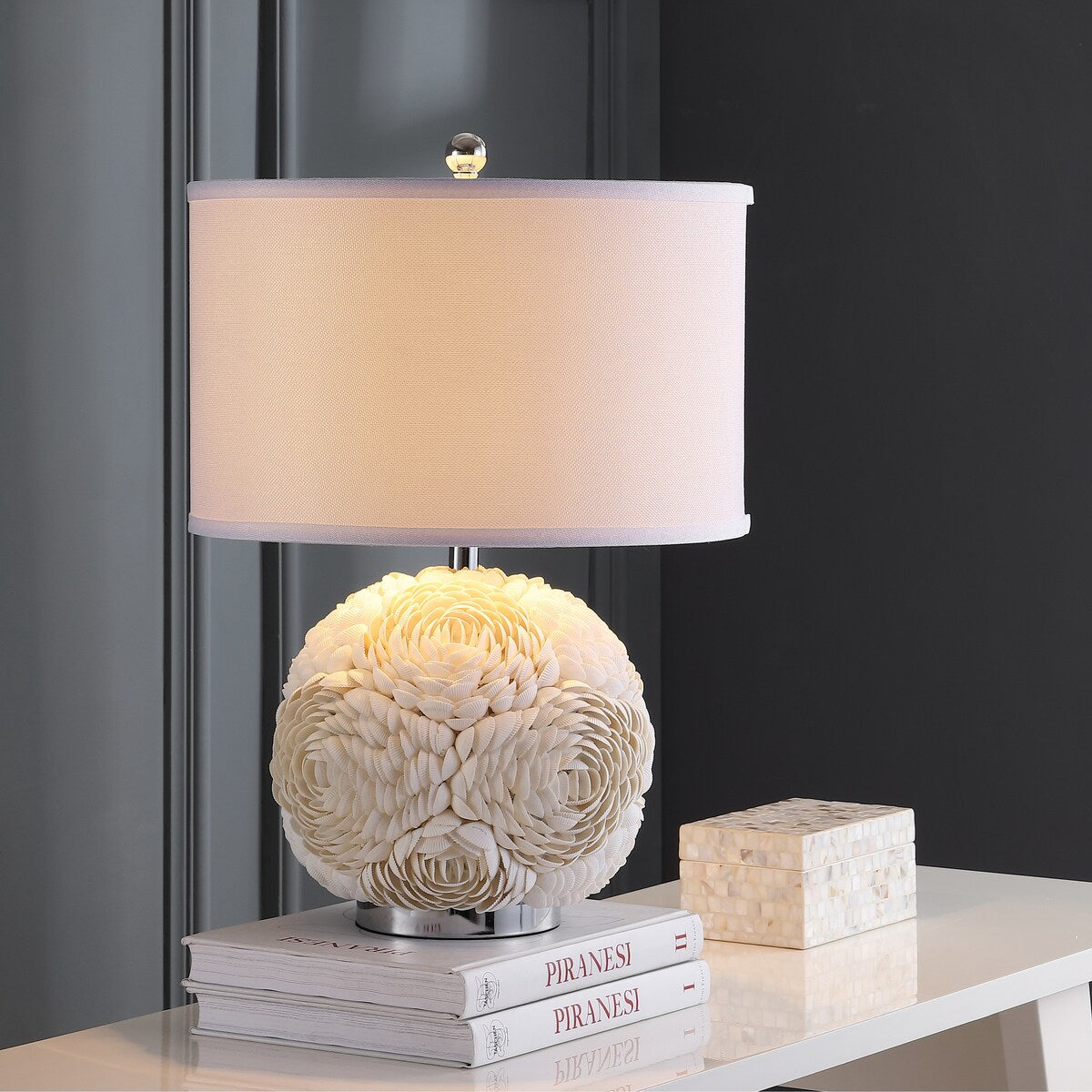 SAFAVIEH Lighting Serina 23-inch White Table Lamp - 16"x16"x23" - 16Wx16Dx23H