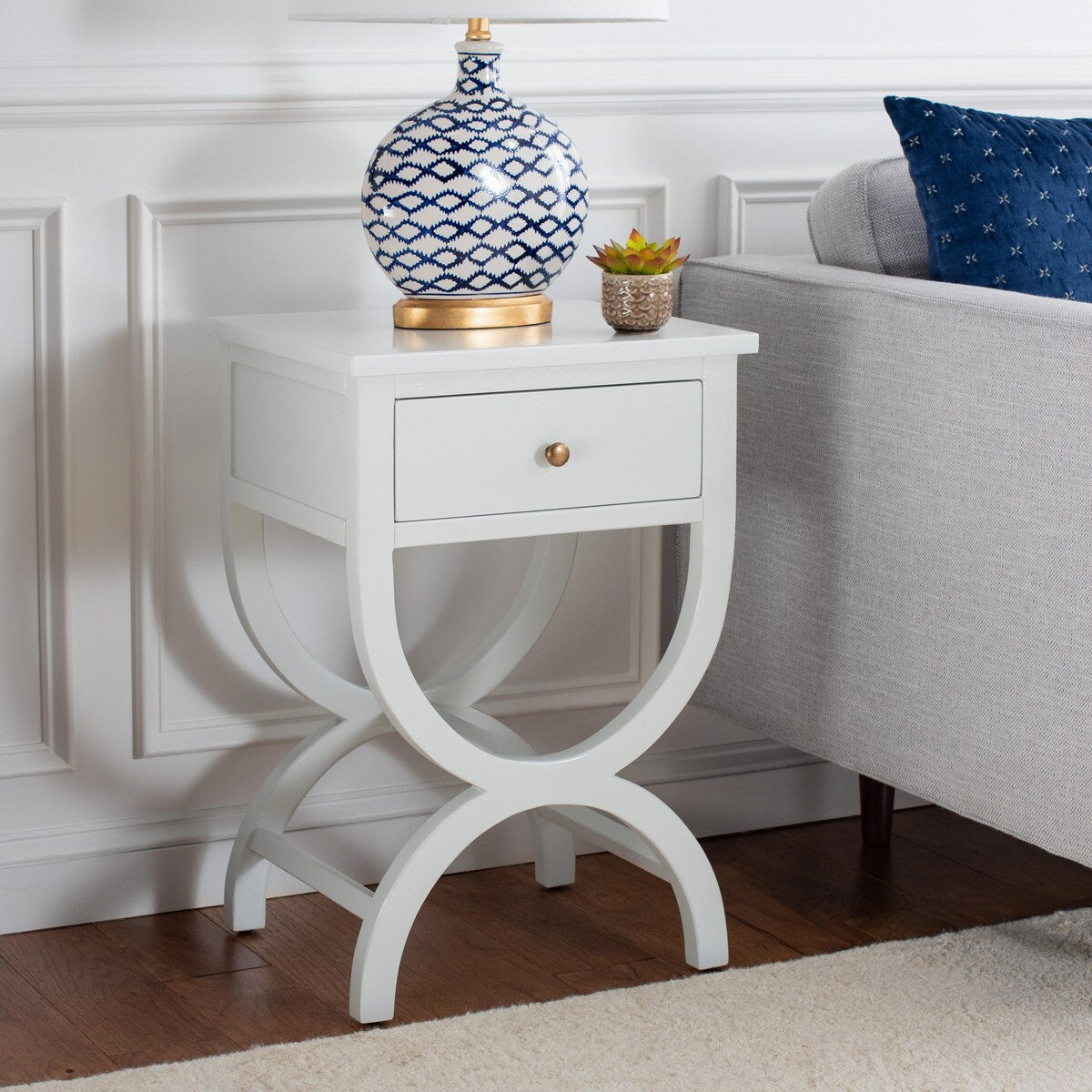 SAFAVIEH Liller 1-Drawer Accent Table Nightstand (Fully Assembled) - 18" W x 15" D x 27" H - 18Wx15Dx27H