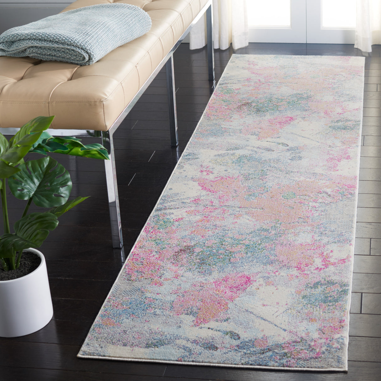 SAFAVIEH Lillian Harlene Modern Abstract Area Rug