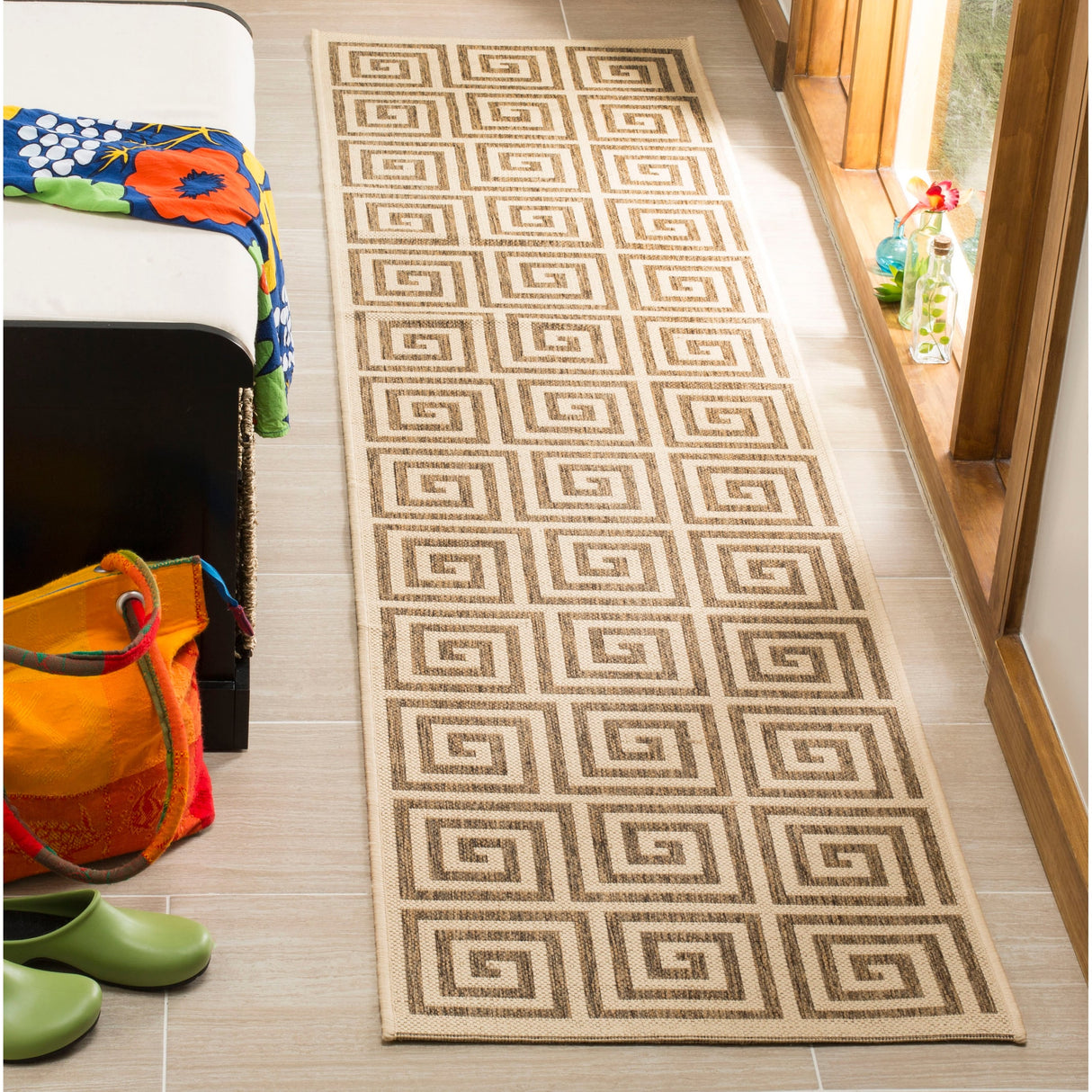 SAFAVIEH Linden Cathy Indoor/ Outdoor Waterproof Patio Backyard Rug