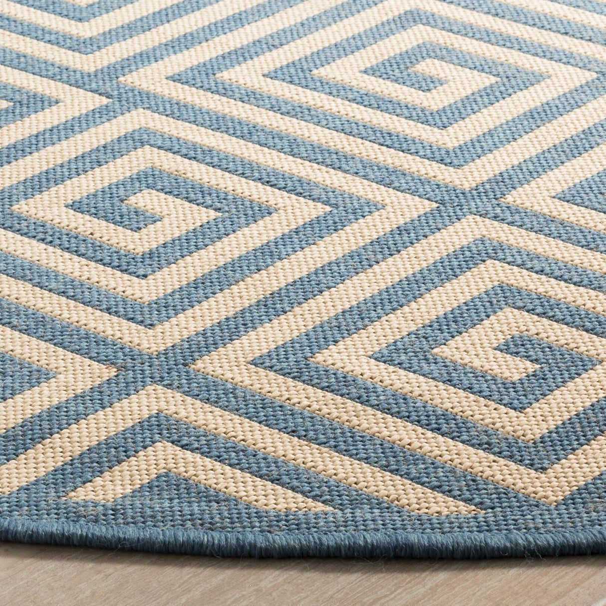 SAFAVIEH Linden Cathy Indoor/ Outdoor Waterproof Patio Backyard Rug