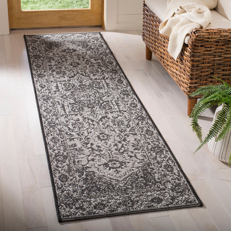 SAFAVIEH Linden Karol Indoor/ Outdoor Waterproof Patio Backyard Rug